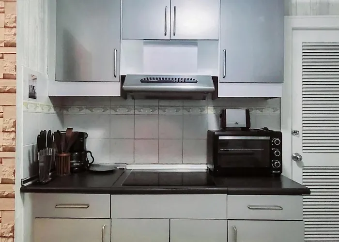 67 Sqm. Condo Unit In Robinson Place Residences
